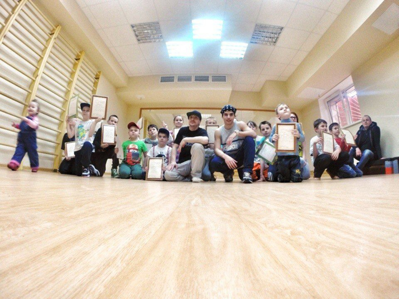 %d0%b1%d1%80%d0%b5%d0%b9%d0%ba-%d0%b4%d0%b0%d0%bd%d1%81-color-of-skillz-2